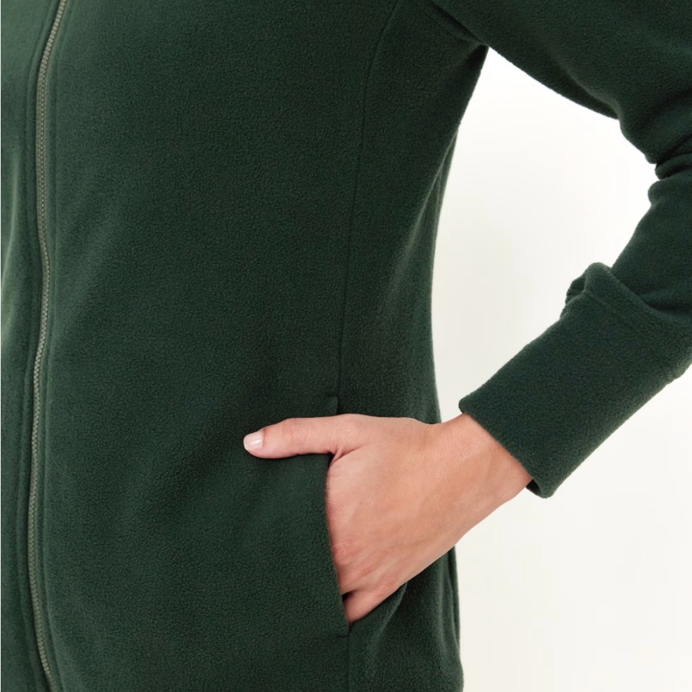 Women’s Microfleece Full Zip. NWT